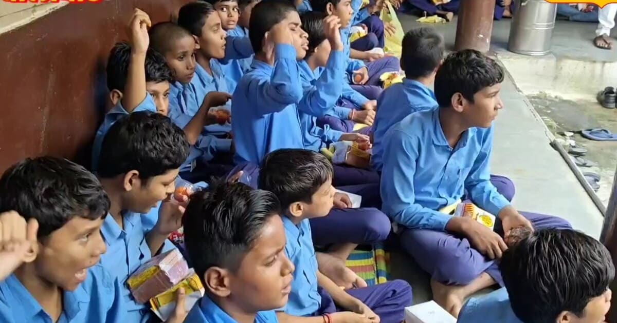 न परमानेंट नौकरी, न पूरा वेतन... फिर भी दिव्यांग बच्चों की सेवा में दिन-रात जुटे बालाघाट हॉस्टल के 'देवदूत'