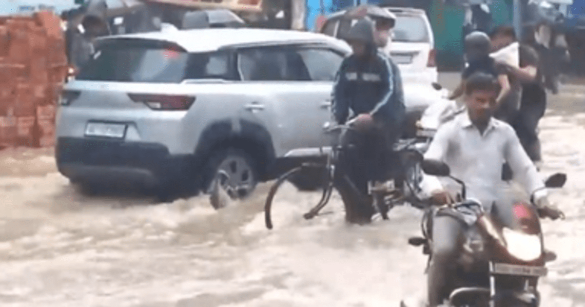उत्तर भारत में झमाझम बारिश, जलभराव से जनजीवन प्रभावित
