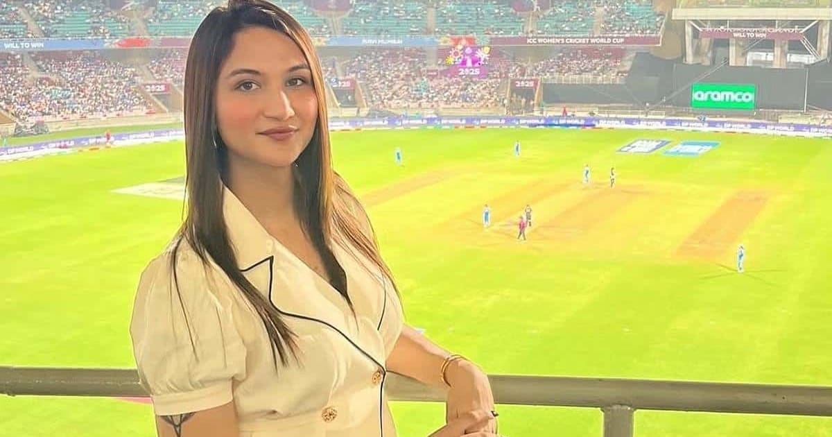 अनाया बांगर इंटरनेशनल क्रिकेट खेल सकती हैं या नहीं?