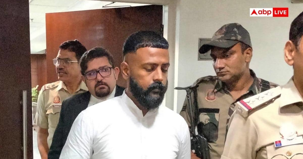 सुकेश चंद्रशेखर दोषी करार, SC का जज बनकर केस को प्रभावित करने का मामला