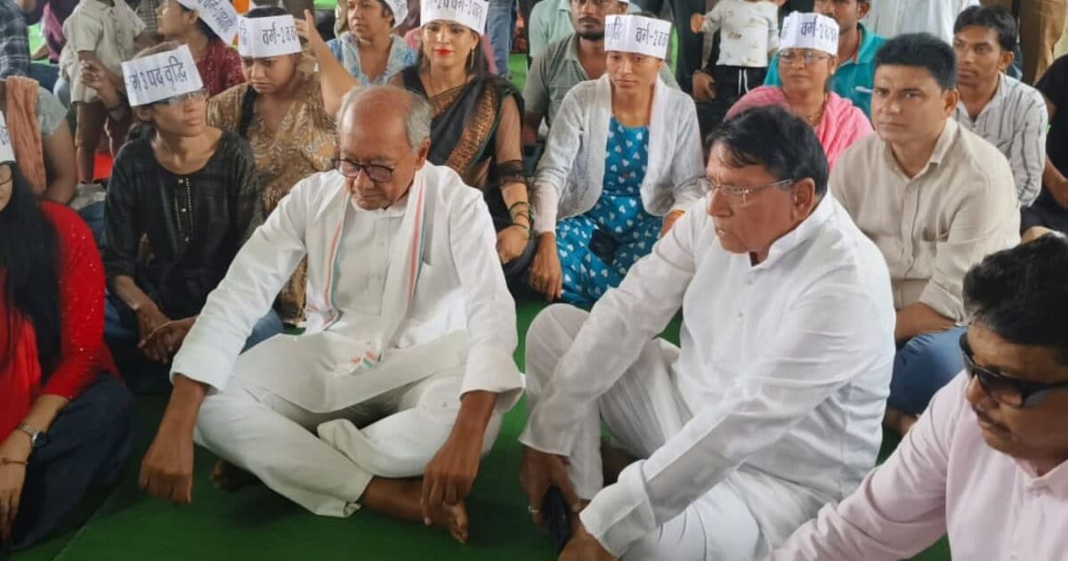 शिक्षक भर्ती आंदोलन में दिग्विजय सिंह भी कूदे, भूख हड़ताल करने की दे डाली चेतावनी, कहा-80 साल का नौजवान