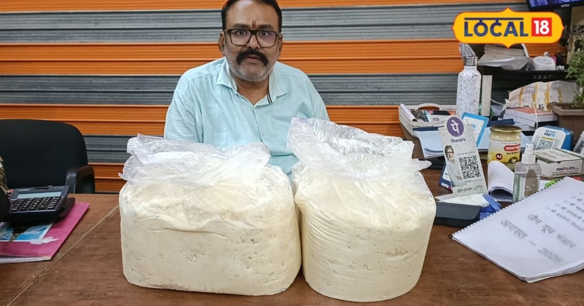 45 साल दूध बेचा, अब मावे से बनाई पहचान! खंडवा के अग्रवाल परिवार का दावा- स्वाद में रतलाम से कम नहीं हमारा मावा