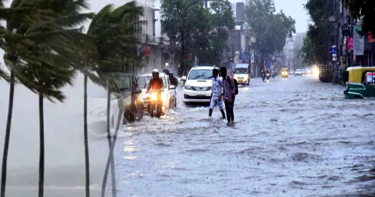 MP Weather : 17 जिलों में भारी बारिश के साथ आंधी-तूफान का अलर्ट, भोपाल में गिर सकती है बिजली