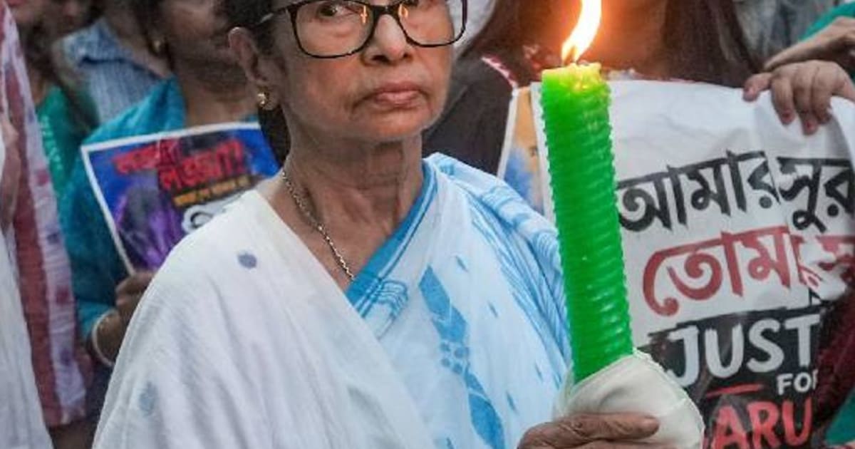 कोलकाता हाईकोर्ट बोला-TMC का ममता गुट बैंक-अकाउंट इस्तेमाल न करे:इनमें ₹804 करोड़, पहले कोर्ट ने रोजमर्रा के खर्च पूरे करने की अनुमति दी थी