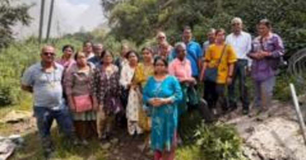 नेपाल में आई बाढ़ में फंसे तमिलनाडु के पर्यटकों का क्या है हाल, परिजन चिंतित