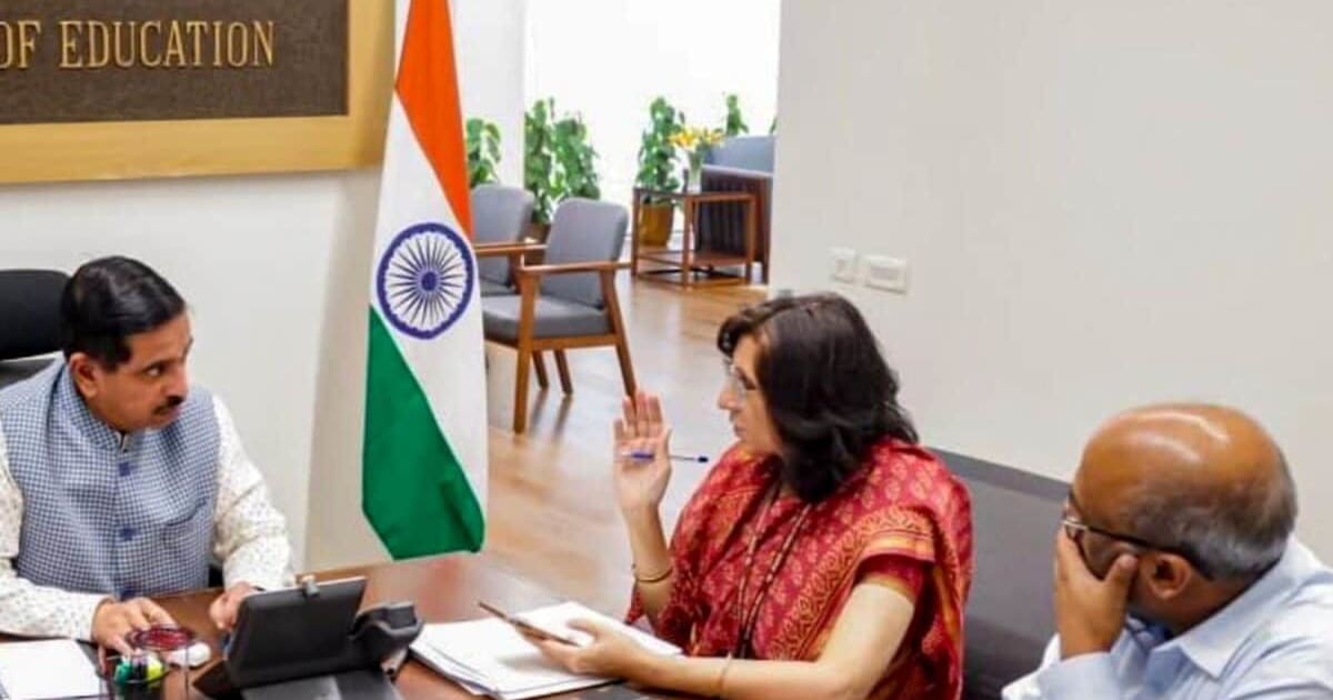 पेपर लीक से हिली NTA की पूरी कमान बदली: IRS और IAS अफसरों की एंट्री, 13 सितंबर तक आप भी दें सुझाव