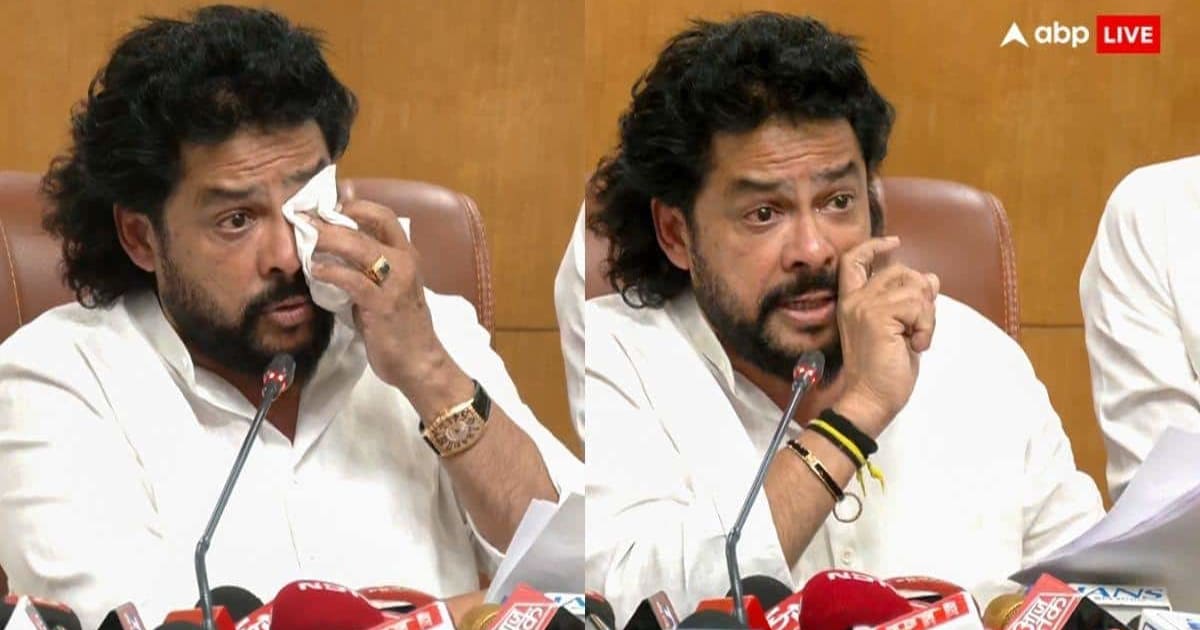 वाल्मिकी घोटालाः बी. नागेंद्र का कर्नाटक कैबिनेट से इस्तीफा, रोते हुए की घोषणा