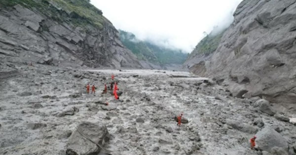 चीन में भारतीय दूतावास ने नेपाल में विदेशी नागरिकों की सूचना देने के लिए हॉटलाइन शुरू की