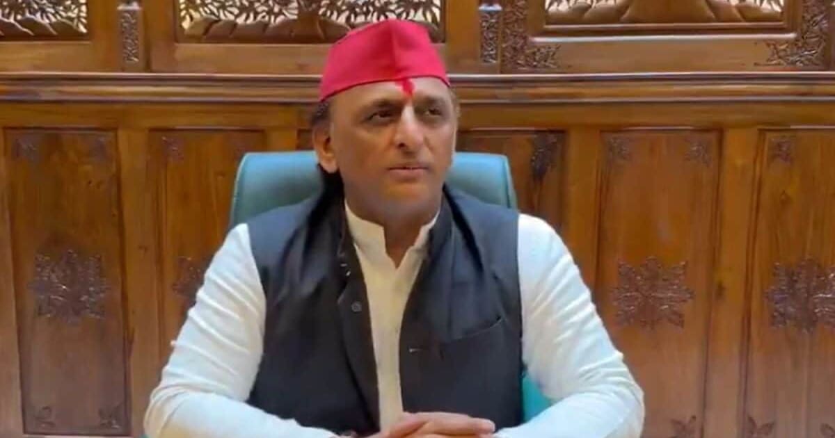 अखिलेश यादव का मास्टरस्ट्रोक! महिलाओं, किसानों और युवाओं के बाद अब इस वर्ग के लिए खोला वादों का पिटारा!
