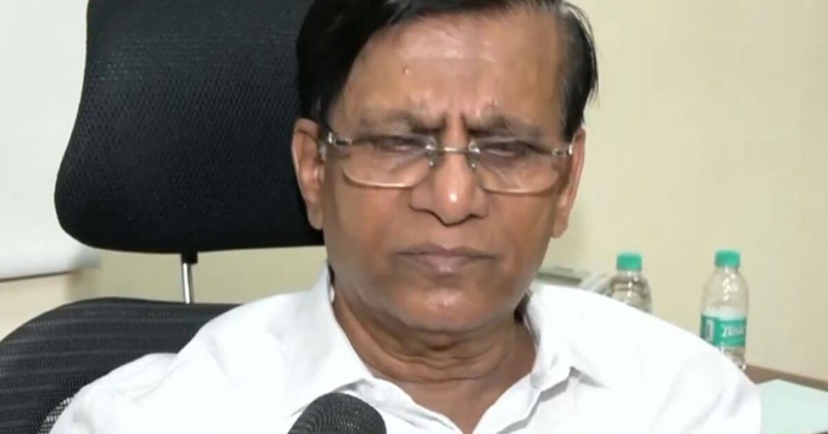 'मक्का जाना चाहता हूं लेकिन...' कर्नाटक मंत्री ने इस्लाम को बताया श्रेष्ठ तो बीजेपी बोली- हिंदुओं से माफी मांगें