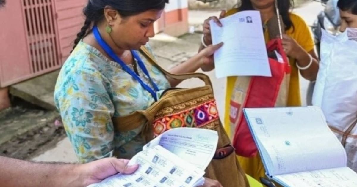 दिल्ली में 47 लाख नाम SIR ड्राफ्ट रोल से बाहर:महाराष्ट्र के 2 करोड़ 7 लाख नाम छूटे; 30 सितंबर तक आपत्ति दर्ज कराने की तारीख