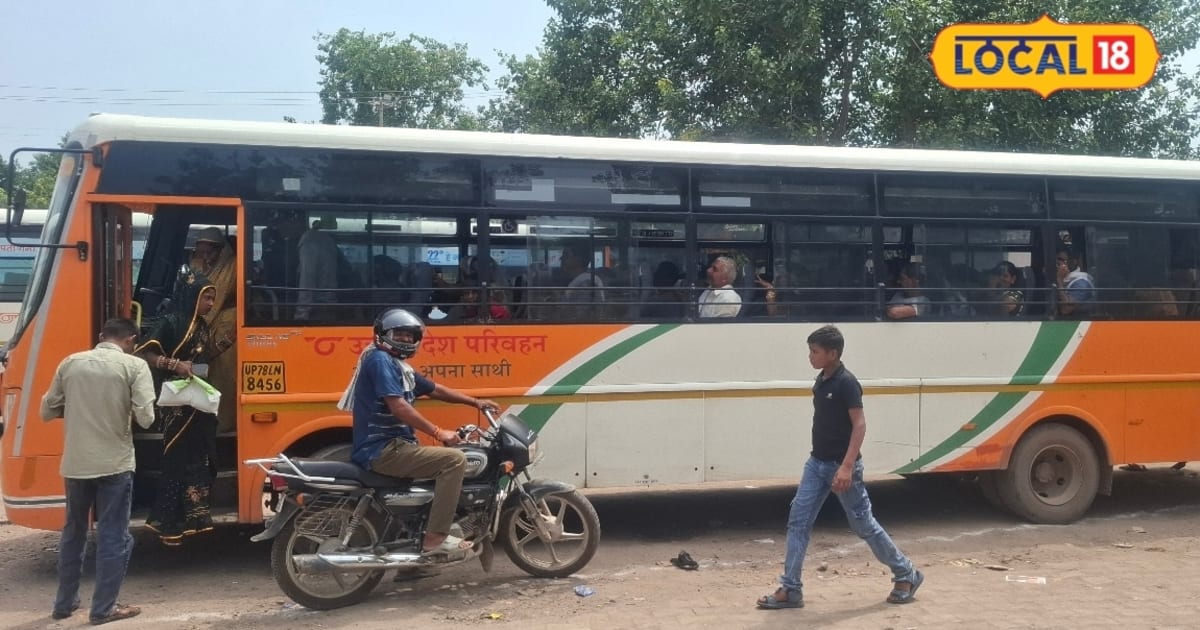 Ground Report: त्योहारों के बाद आगरा के बस अड्डों पर यात्रियों की भारी भीड़, बसों की कमी से लोग परेशान