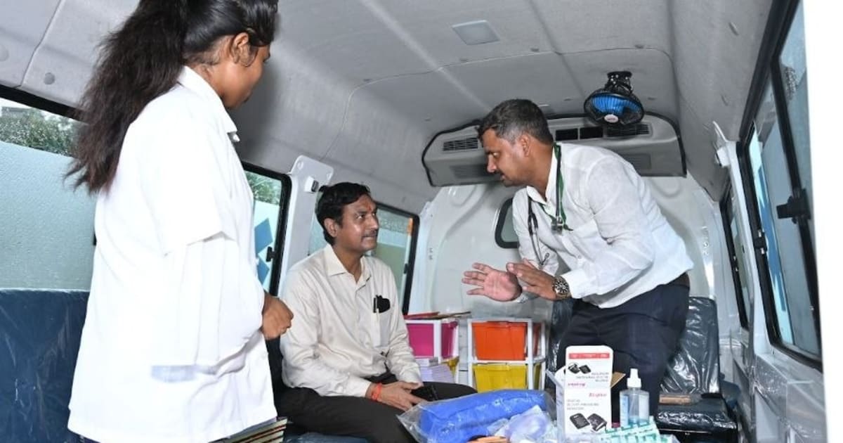 एनटीपीसी बाढ़ द्वारा मोबाइल मेडिकल यूनिट का संचालन जारी