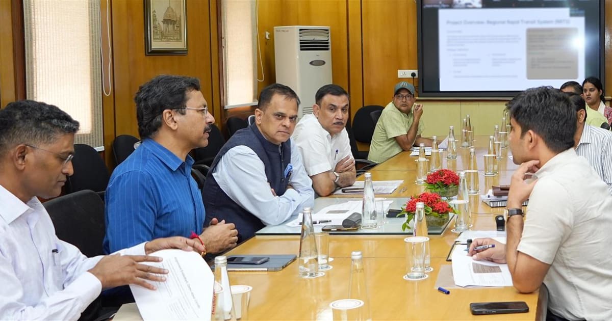 राजस्थान: आरआरटीएस परियोजना क्षेत्रीय संपर्क को मजबूत करने के साथ औद्योगिक और आर्थिक गतिविधियों को गति देने में निभाएगी महत्वपूर्ण भूमिका: मुख्य सचिव