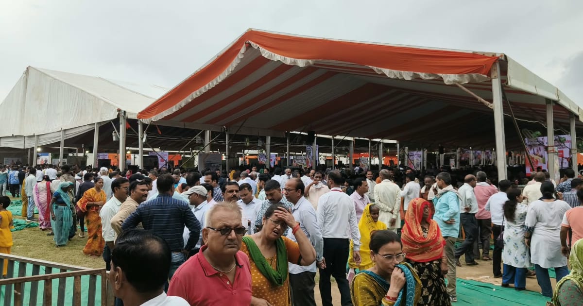 फर्रुखाबाद में बाढ़ पीड़ितों को सीएम योगी की बड़ी राहत