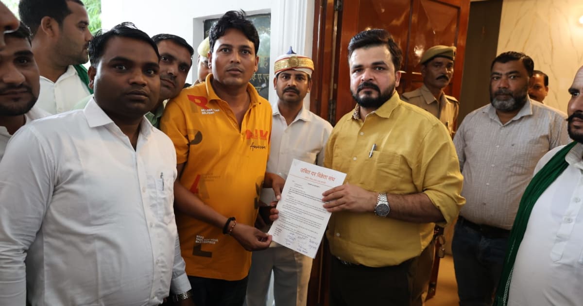 रामपुर के कोटेदारों ने लाभांश बढ़ाने पर सीएम को कहा थैंक्यू