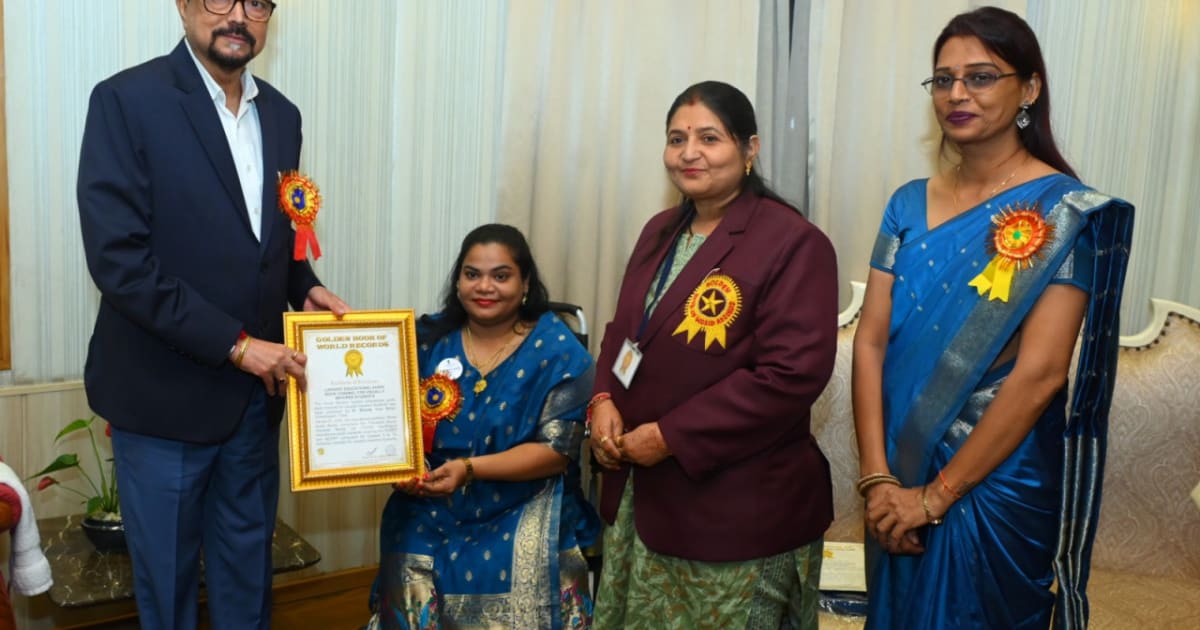 वर्ल्ड ऑडियो बुक टीम छत्तीसगढ़ का नाम गोल्डन बुक ऑफ वर्ल्ड रिकॉर्ड्स में दर्ज
