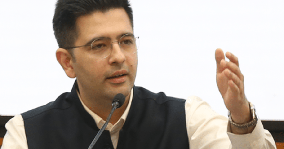 ड्राफ्ट वोटर लिस्ट से हटा राघव चड्डा का नाम, AAP सरकार पर भड़के