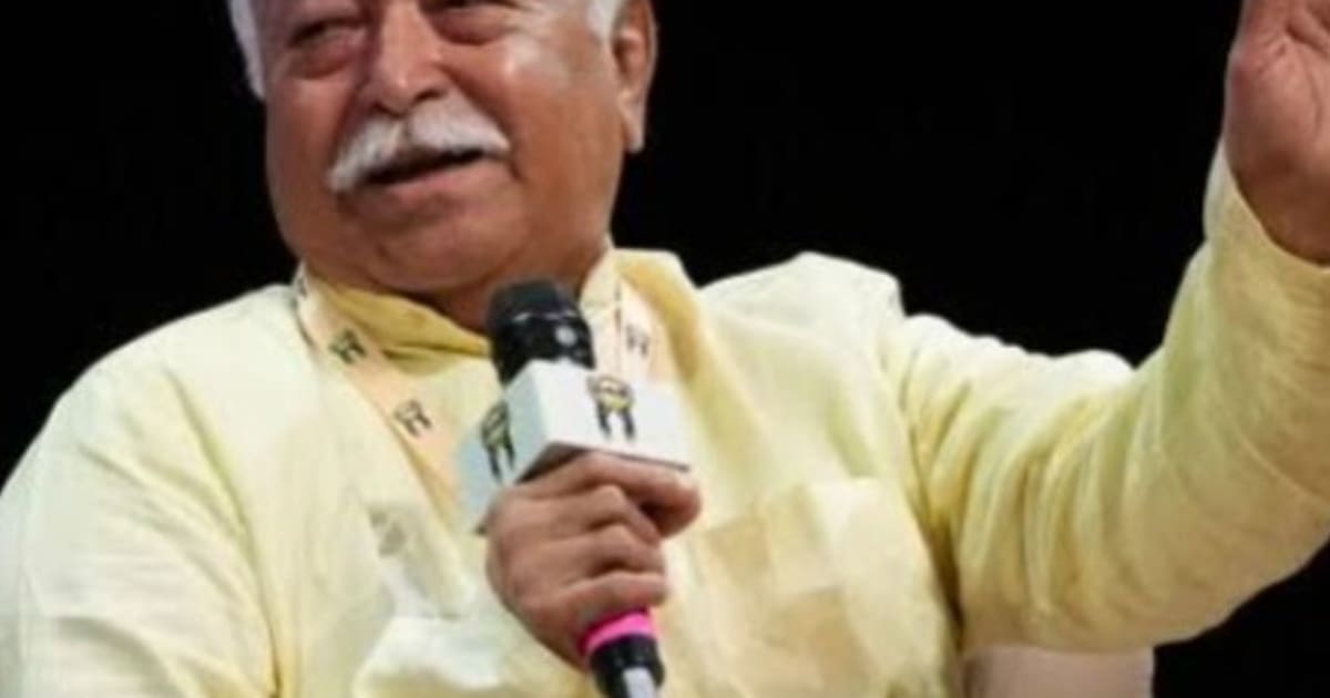 ब्रिटेन पहुंचे मोहन भागवत, हिंदू संगठनों ने स्वागत किया:सरकार ने संसद में कहा- दौरा इमिग्रेशन नियमों की शर्तें पूरी करता है; पहले उठे थे सवाल