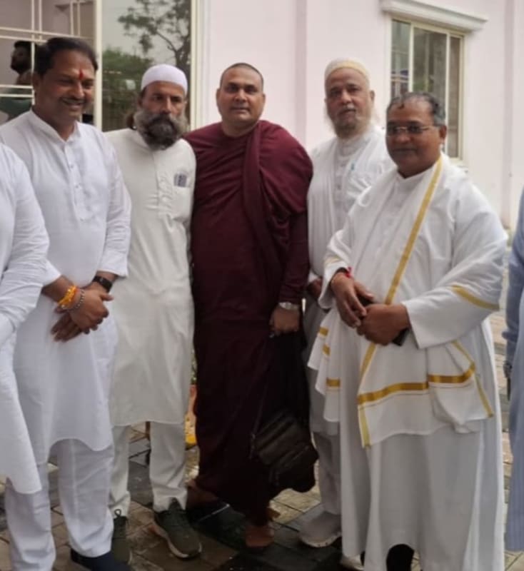 जमीअत सद्भावना मंच मध्य प्रदेश के प्रादेशिक पदाधिकारियों की प्रदेश अध्यक्ष हाजी मोहम्मद हारून द्वारा नियुक्ति *हाजी मोहम्मद इमरान जमीअत सद्भावना मंच मध्यप्रदेश के सहायक कन्वीनर नियुक्त