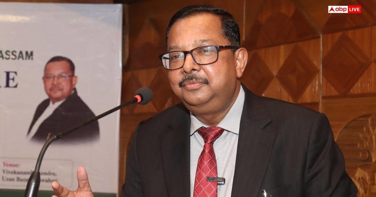 छात्रों पर पुलिसकर्मियों का एक्शन 'व्यथित करने वाला', जंतर-मंतर की घटना पर बोले जस्टिस भुइयां
