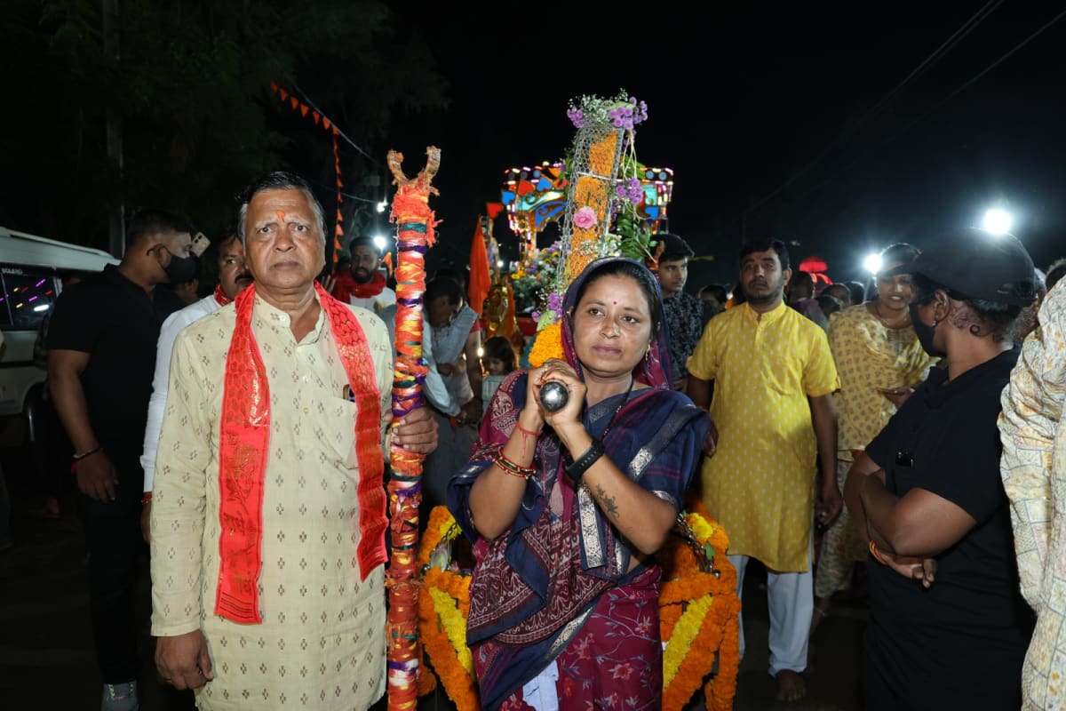 झिरनिया मे श्रीकृष्ण जन्माष्टमी पर निकला भव्य डोला पालकी भक्तिमय हुआ पूरा नगर