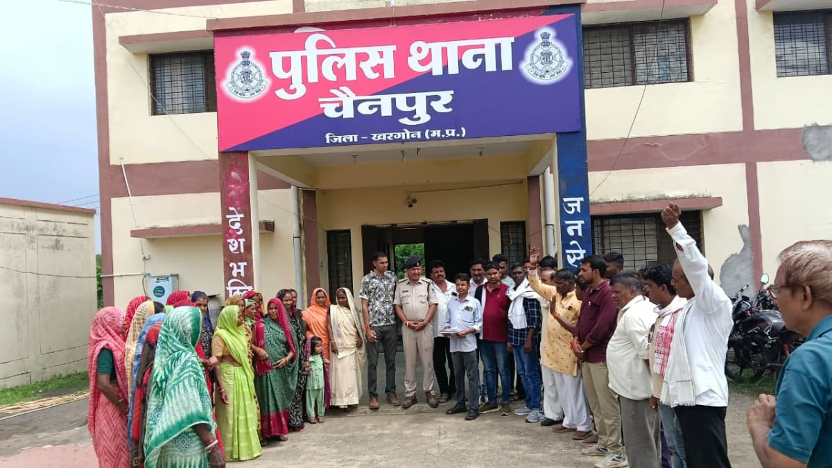 साईखेड़ा में शराबबंदी की मांग को लेकर ग्रामीणों का मोर्चा, पुलिस और आबकारी विभाग से कार्रवाई की मांग, देखें वीडियो