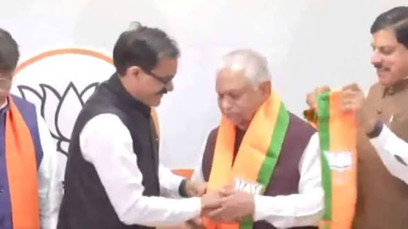 कभी कांग्रेस के राष्ट्रीय कद के नेता, अब भाजपा के जिला संगठन में पद , सुरेश पचौरी अर्श से फर्श तक