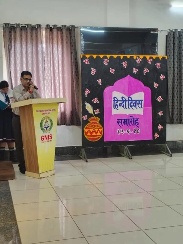 हिंदी सिर्फ भाषा नहीं, लोकजीवन और संस्कृति की पहचान: डॉ. अजय खेमरिया ने विद्यार्थियों से कहा भाषा की जड़ों को समझें