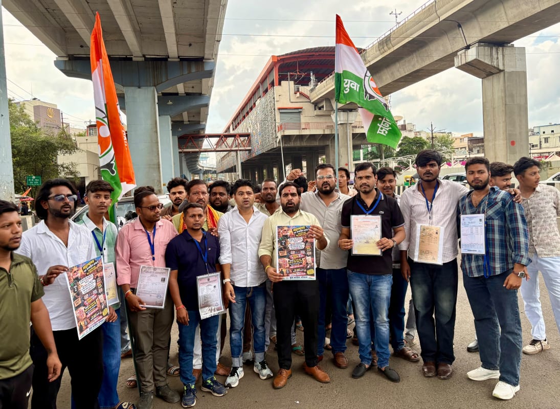 युवा कांग्रेस ने मोदी के जन्मदिन पर मनाया बेरोजगार दिवस, मार्कशीट लेकर युवाओं ने मांगा रोजगार