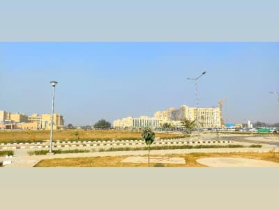 College Campus Image