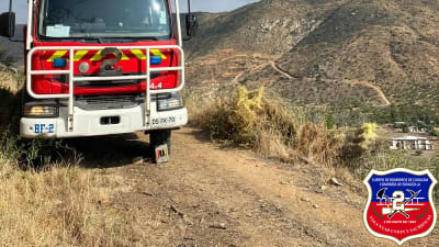Nuestra unidad Forestal (BF-2) trabaja en incendio forestal Sector Cuyuncaví Alto Curacaví a cargo Capitán Eric Maureira