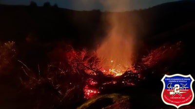 Nuestra unidad UT-2 trabajó en incendio de pastizal Sector Camino Cuesta Lo Prado a cargo Teniente 2 Gonzalo Meneses