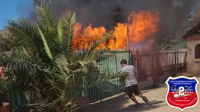 Nuestra unidad B-2 en conjunto con Z-3, trabajaron en incendio estructural Sector Patagüilla El Bosque Curacaví