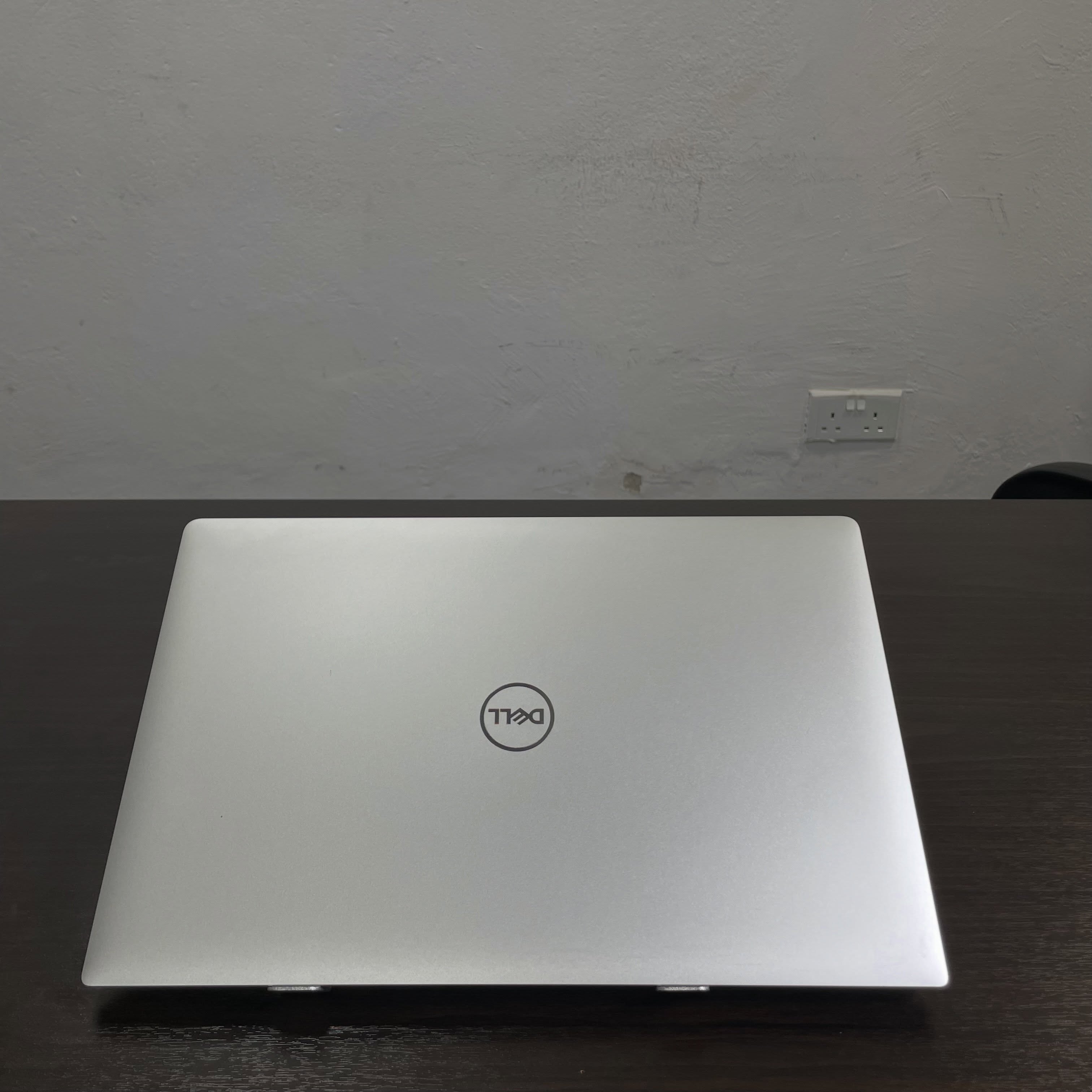 Dell XPS 15 7590 i7 9th Gen 16GB/512GB GTX 1650 4GB Gaming Laptop