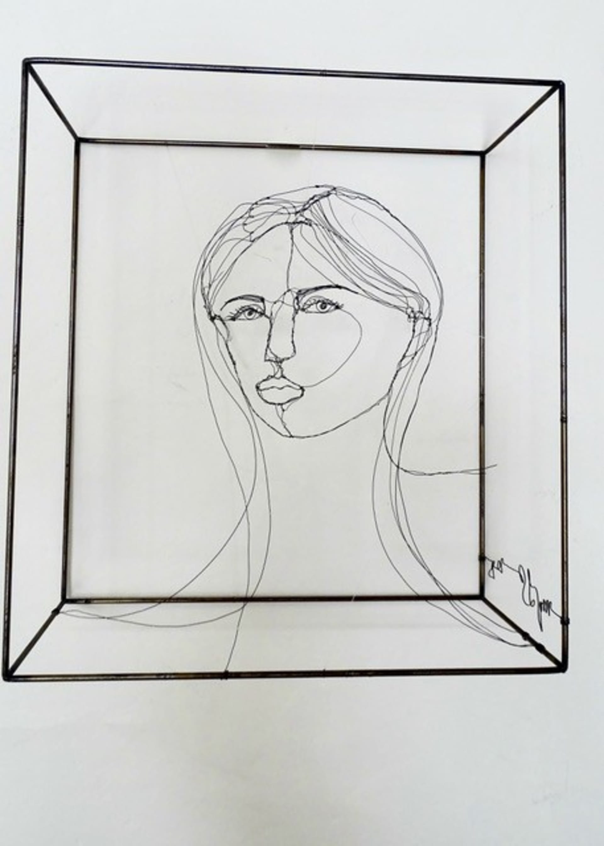 Étude de visage 2025.23 par Myriam Louvel, sculpture en fil de fer