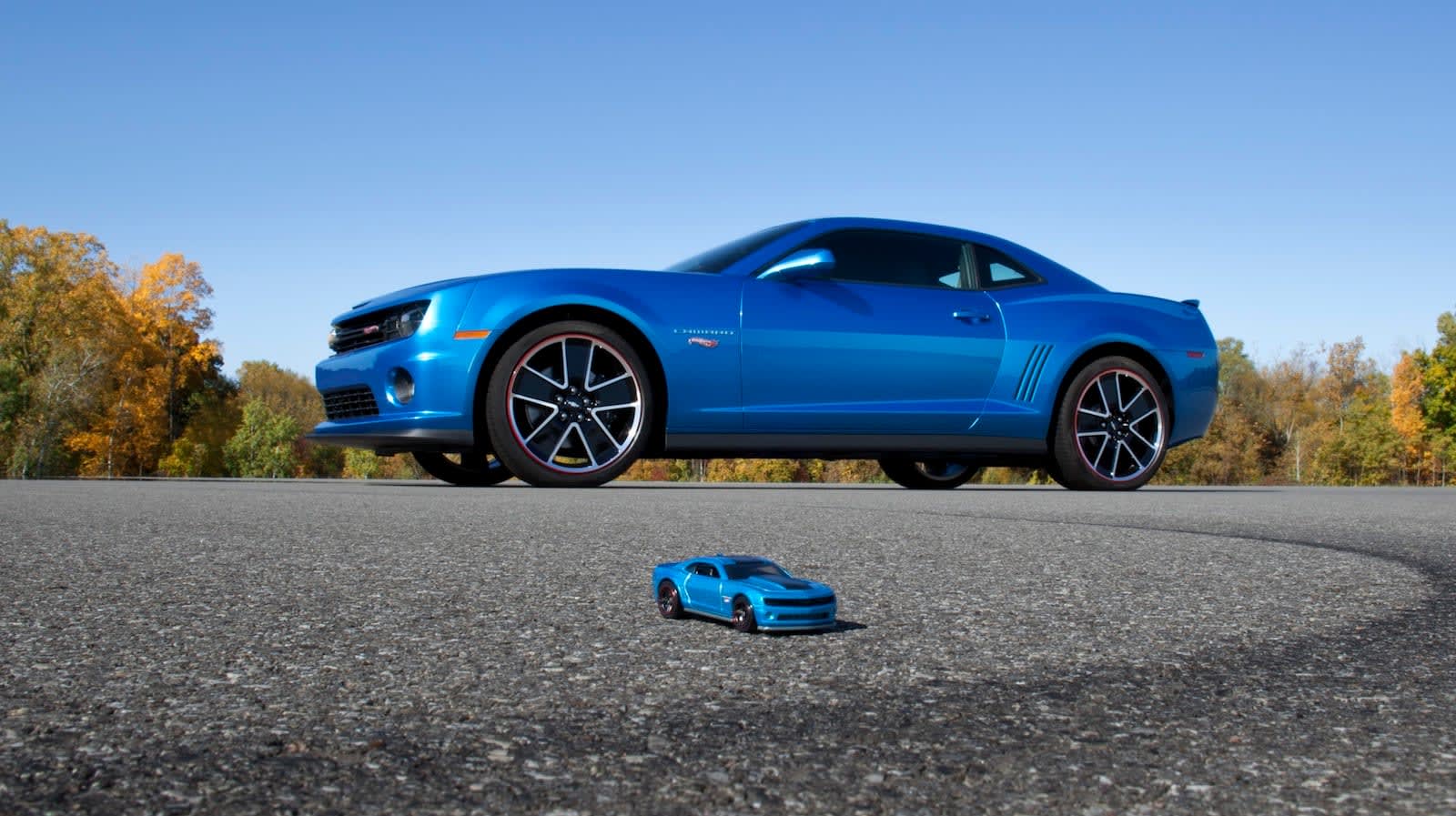 Chevrolet Camaro Hot Wheels Edition brings toy car to life - Drive