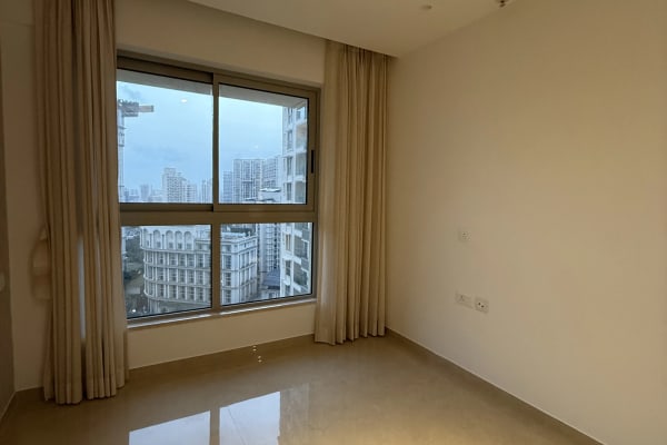 1 BHK Apartment at Hiranandani Highland, Powai slide 2
