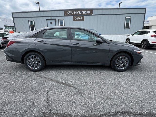 2024 Hyundai ELANTRA Hybrid Blue