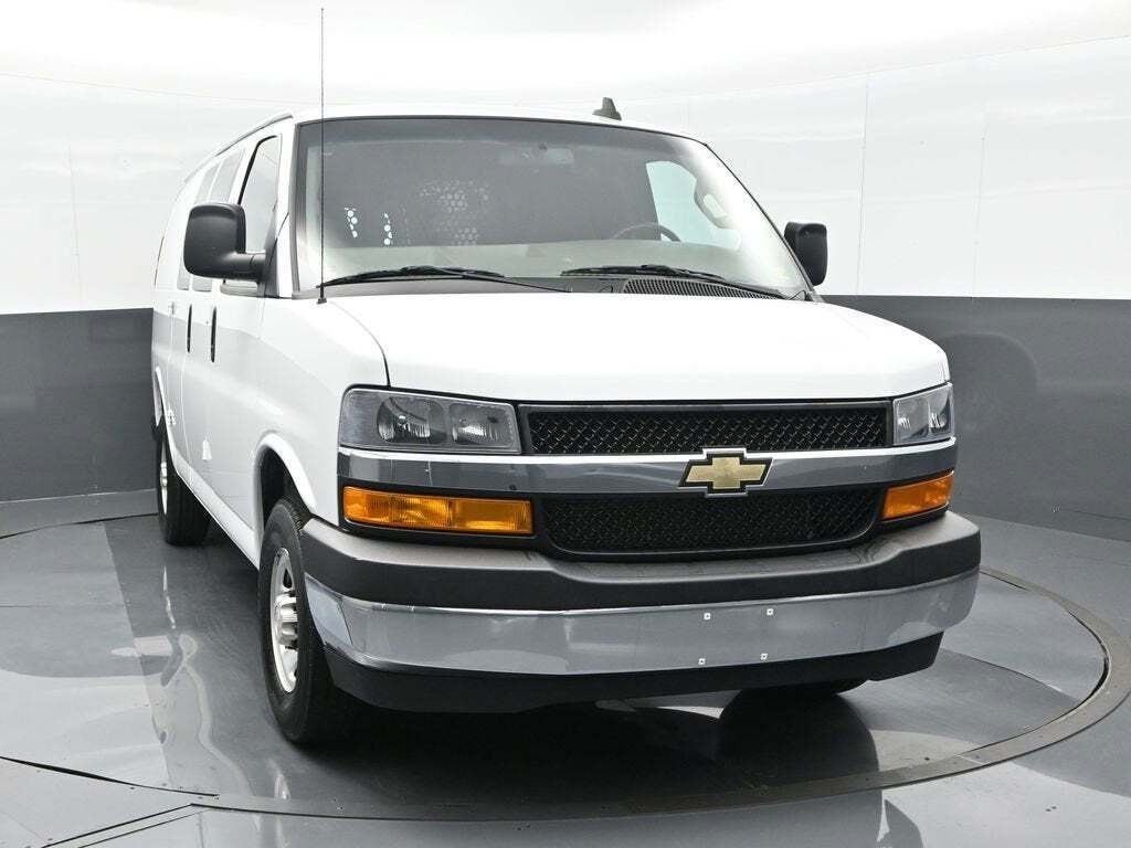 2022 Chevrolet Express 2500