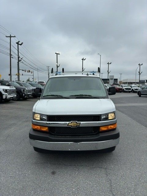 2024 Chevrolet Express 2500