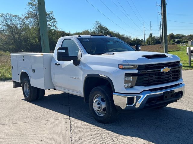 2024 Chevrolet Silverado 3500HD CC Work Truck
