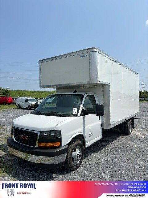 2024 GMC Savana 4500