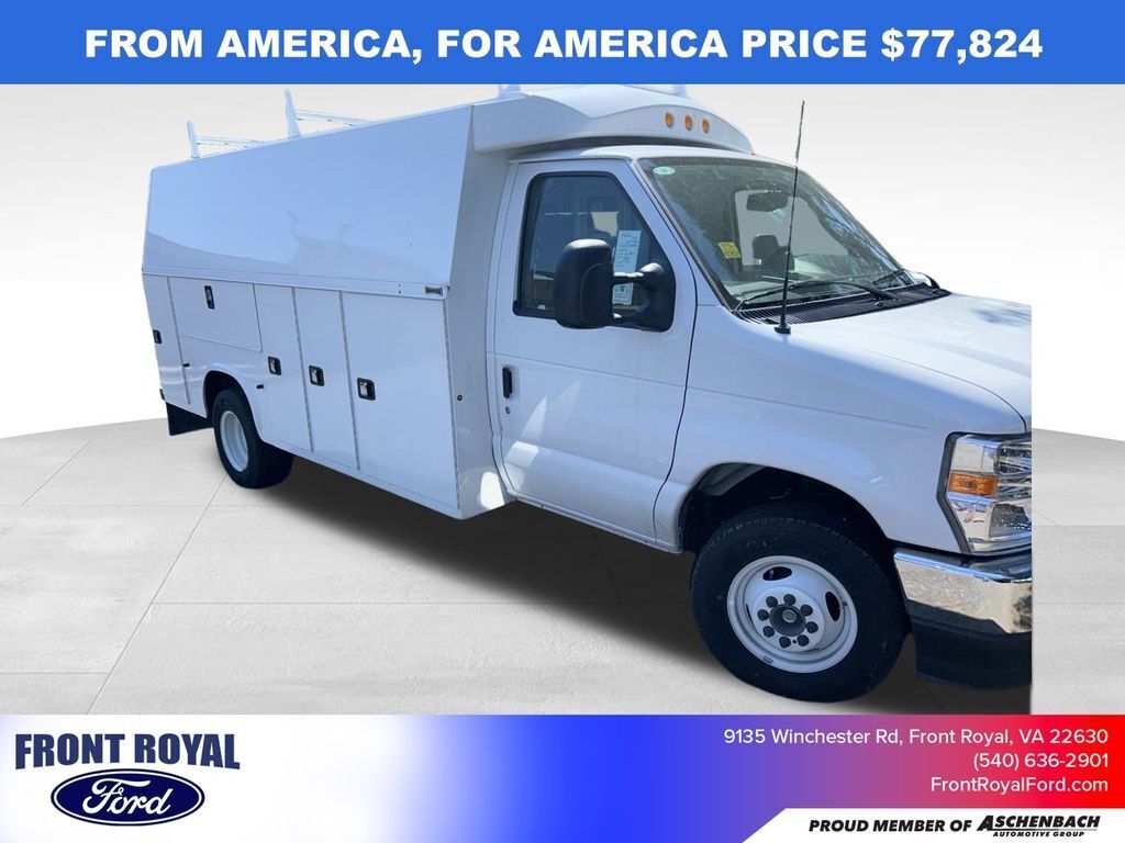 2024 Ford E-Series E-450 SD