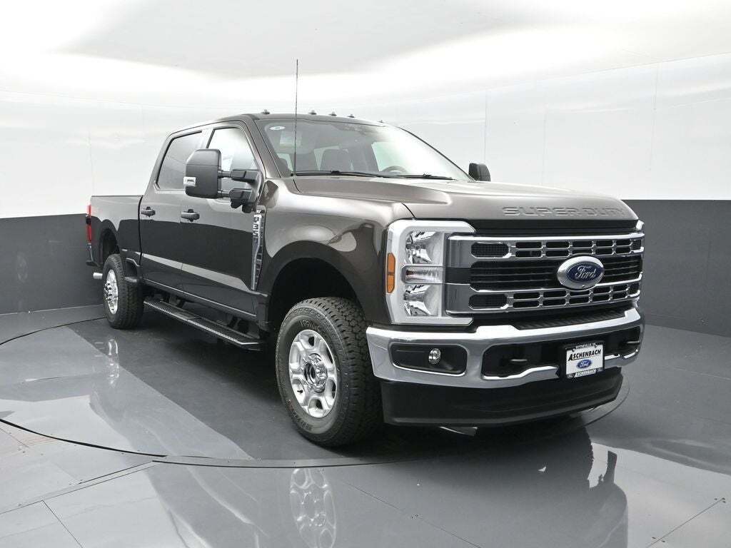 2025 Ford F-350 Super Duty XLT