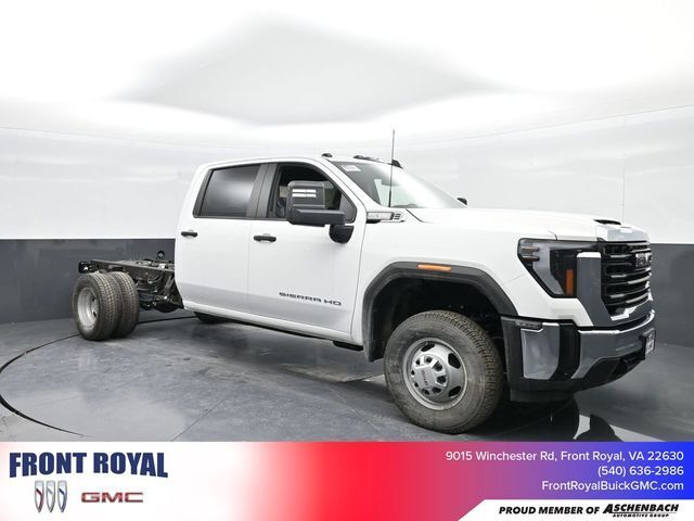 2025 GMC Sierra 3500HD CC Pro