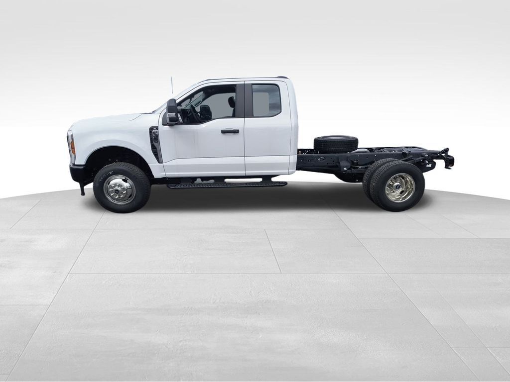 2024 Ford F-350 Super Duty XL