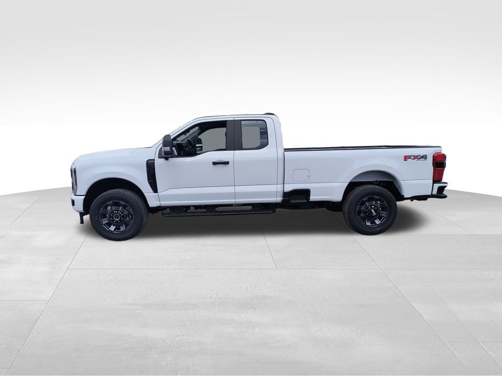 2025 Ford F-350 Super Duty XL