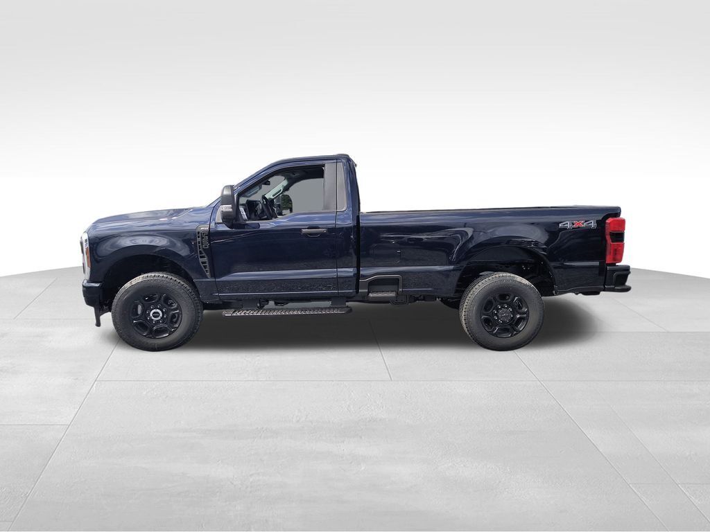 2025 Ford F-350 Super Duty XL