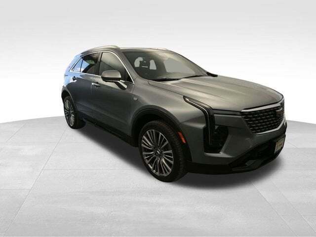 2025 Cadillac XT4 Premium Luxury